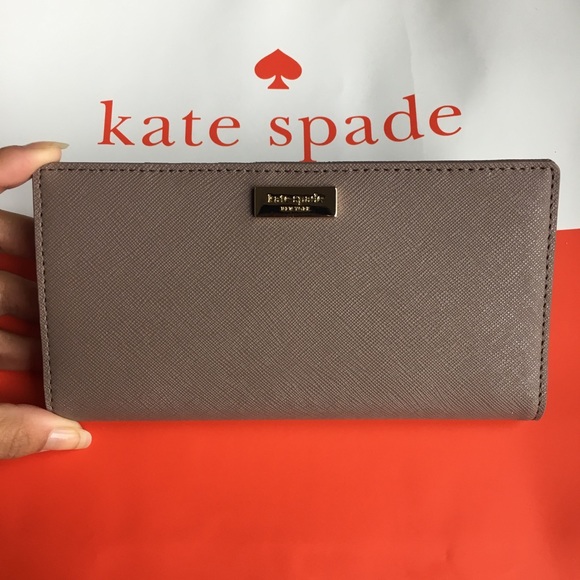 kate spade Handbags - 🍀💕Kate Spade Wallet🍀💕